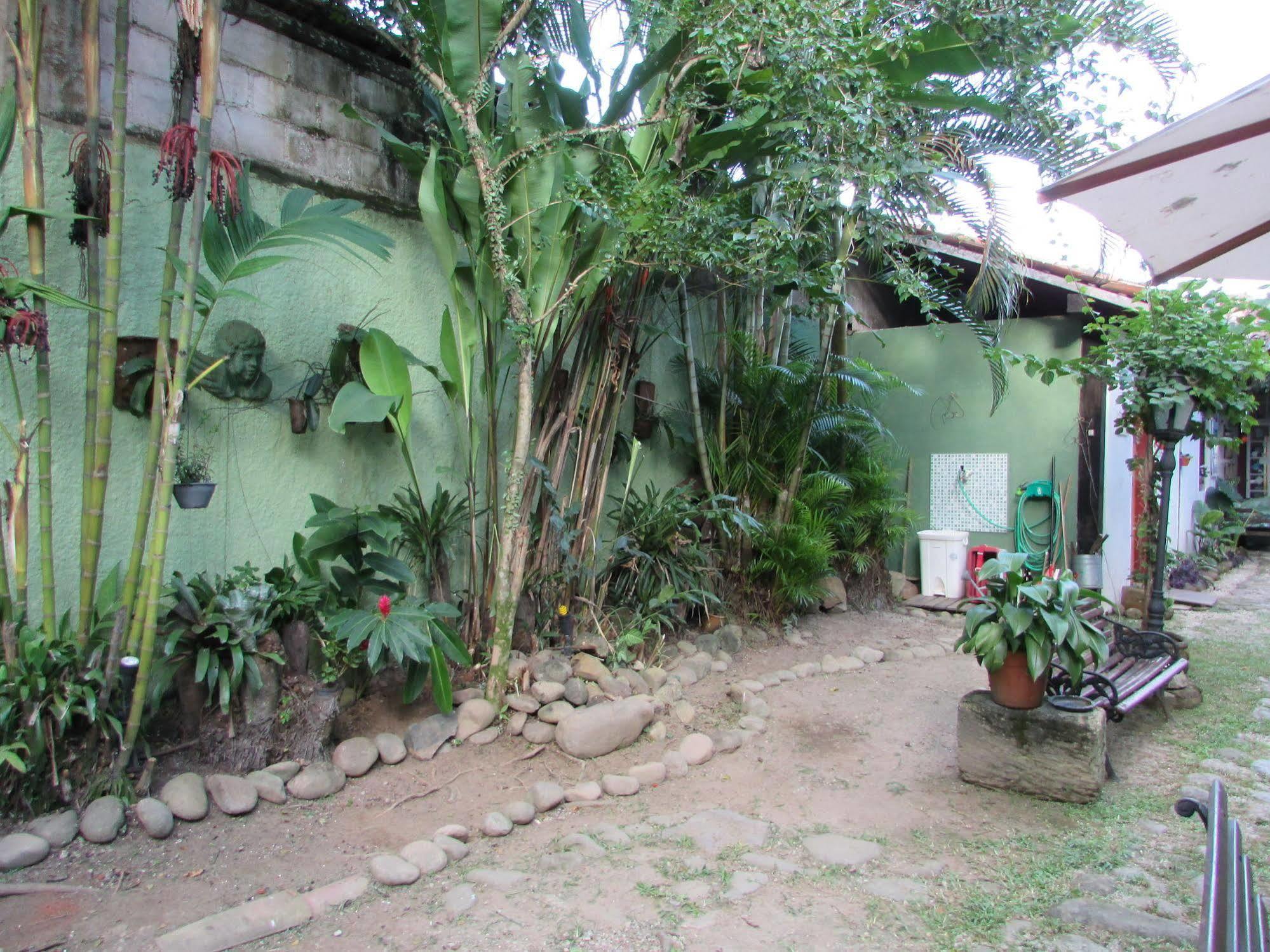 Pousada Solar Do Algarve Em Paraty Ha 5 Minutos Do Centro Historico Exteriér fotografie
